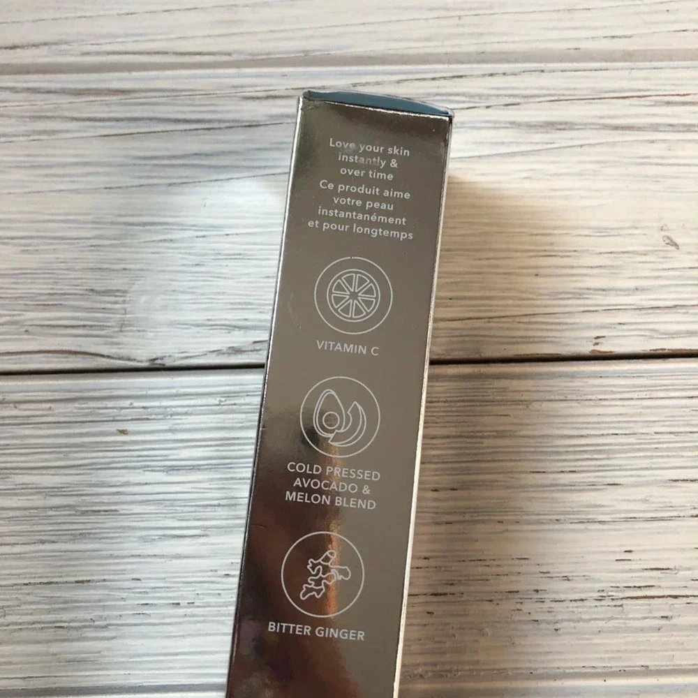 Becca Skin Love Weightless Blur Foundation Chestnut